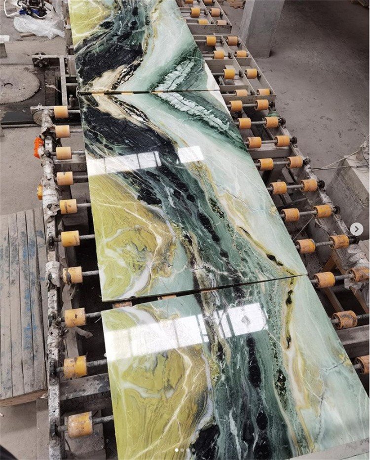 Dreaming Green Bookmatched slabs